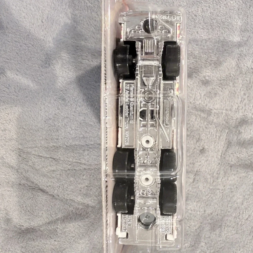 Matchbox Working Rigs Pierce Quantum Aerial Ladder Fire Truck 14/16 Diecast 1:64